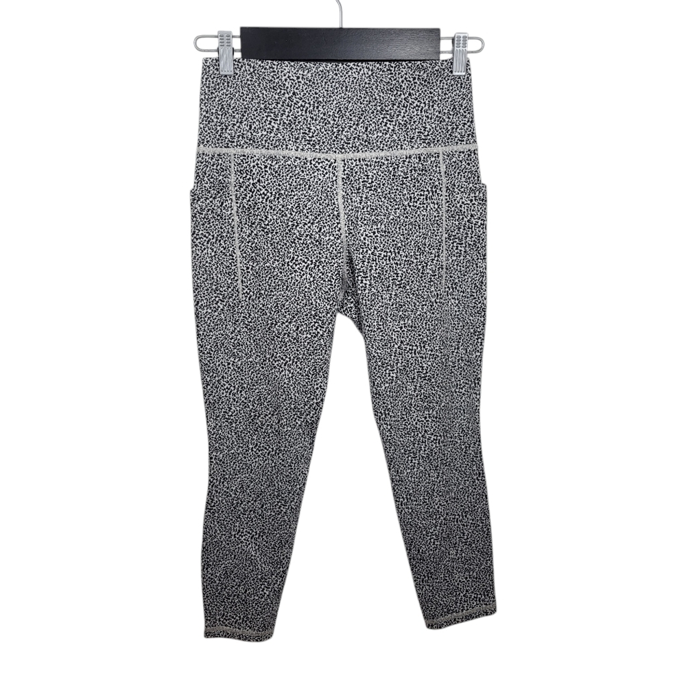 Athleta Salutation Stash 2 Textured Leggings Medium Micro Cheetah